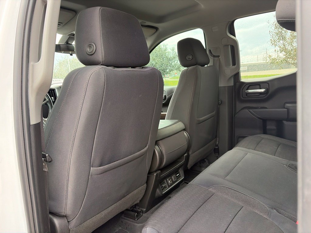 Used 2019 Chevrolet Silverado 1500 LT w/ All-Star Edition AWD/4WD image 36
