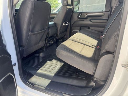 Used 2024 Chevrolet Silverado 2500 LT w/ Convenience Package AWD/4WD image 17