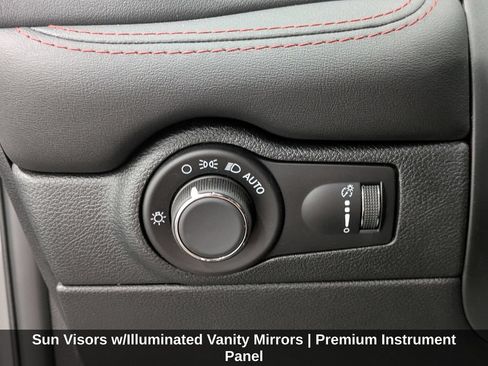 Used 2025 Dodge Durango GT AWD/4WD image 26
