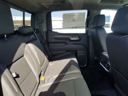 New 2026 GMC Sierra 1500 SLT AWD/4WD image 28