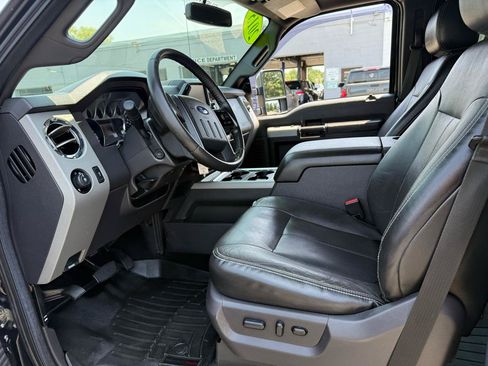 Used 2015 Ford F250 Lariat w/ Chrome Package AWD/4WD image 25