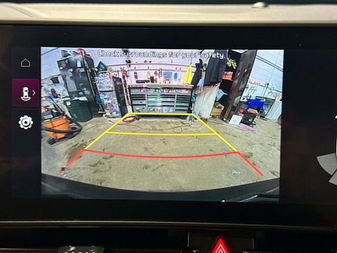 Used 2025 Kia Sportage EX w/ EX Premium Package image 14