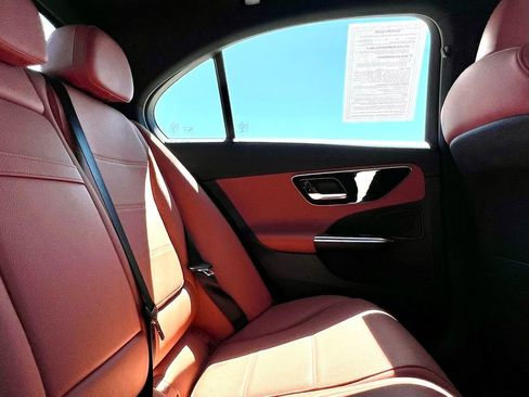 Certified 2022 Mercedes-Benz C 300 4MATIC Sedan image 22