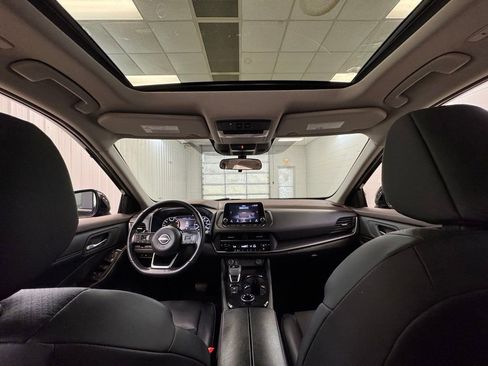 Used 2023 Nissan Rogue SV w/ SV Premium B Package AWD/4WD image 18