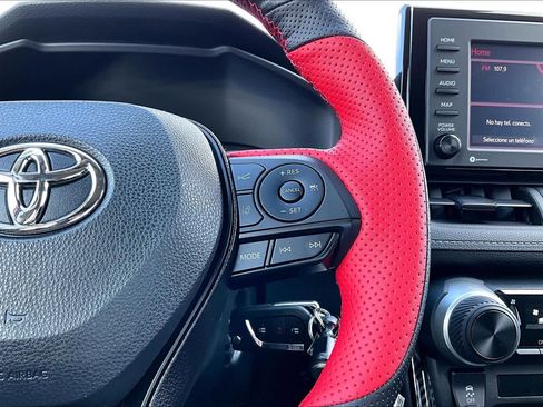 Used 2022 Toyota RAV4 LE image 24