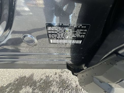 Used 2025 Subaru Forester Limited AWD/4WD image 35