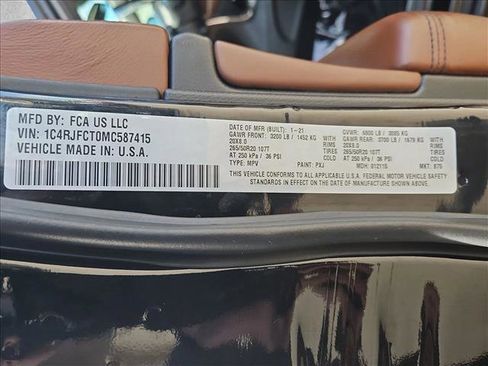 Used 2021 Jeep Grand Cherokee Overland image 27