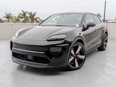 New 2025 Porsche Macan 4S Electric