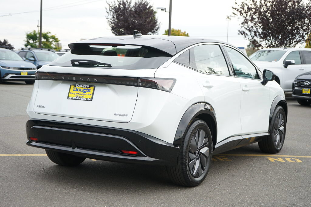 Used 2024 Nissan Ariya FWD image 5