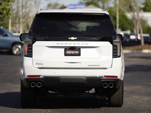 New 2026 Chevrolet Suburban Premier RWD image 42