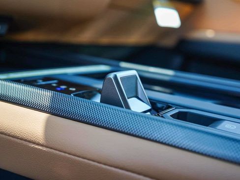 New 2026 Lexus ES 350e FWD image 25