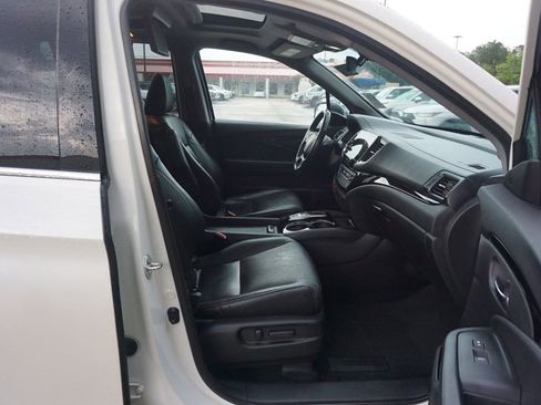 Used 2019 Honda Pilot Elite image 19