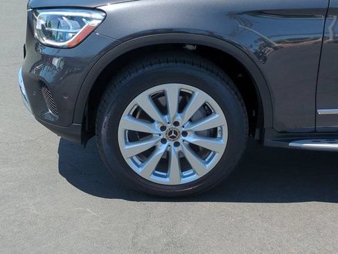 Used 2021 Mercedes-Benz GLC 300 image 9