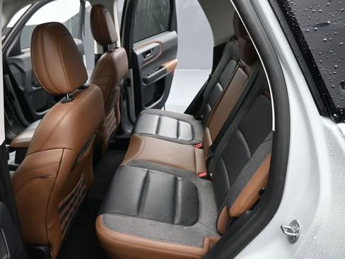 Used 2021 Ford Bronco Sport Outer Banks image 11