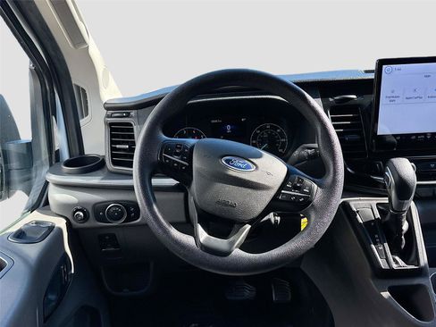 Used 2023 Ford Transit 350 XLT image 25