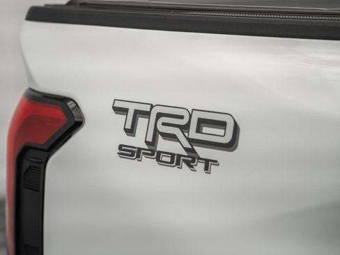 Certified 2024 Toyota Tacoma TRD Sport image 19