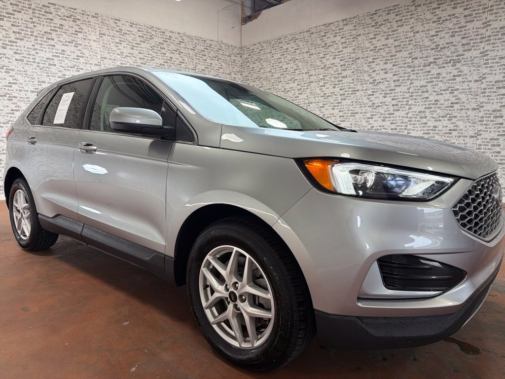 Used 2024 Ford Edge SEL AWD/4WD image 1
