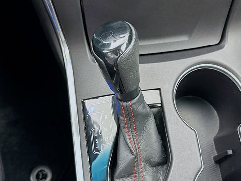 Used 2016 Toyota Camry SE FWD image 17