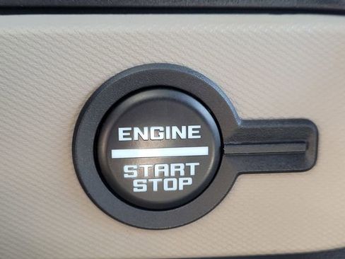 Used 2022 Ford Bronco Wildtrak image 16