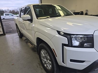 Used 2023 Nissan Frontier SV w/ Tow Package