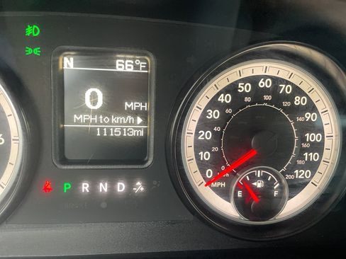 Used 2015 RAM 1500 Express image 10