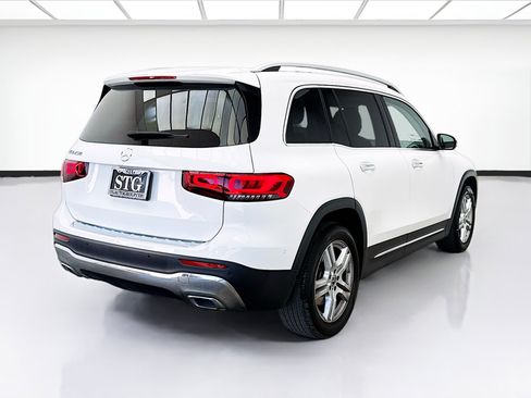 Used 2023 Mercedes-Benz GLB 250 image 4