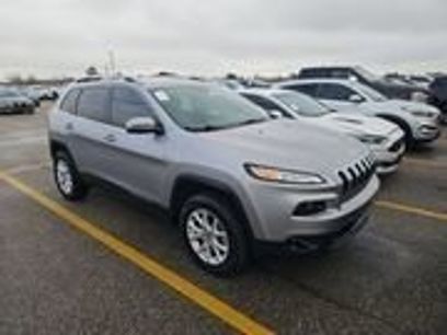 Used 2017 Jeep Cherokee Latitude w/ Comfort/Convenience Group
