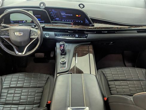 Used 2023 Cadillac Escalade ESV Sport Platinum w/ LPO, ONYX Package image 15