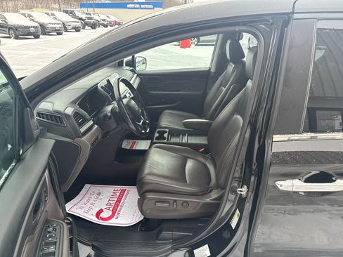 Used 2018 Honda Odyssey Touring image 14