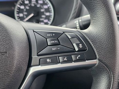 Used 2024 Nissan Sentra SV image 24