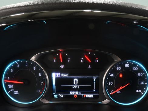 Used 2019 Chevrolet Traverse LT image 13