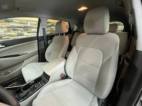 Used 2019 Hyundai Tucson SE image 26