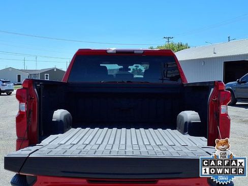 Used 2022 Chevrolet Silverado 1500 Custom w/ LPO, Blackout Package RWD image 15