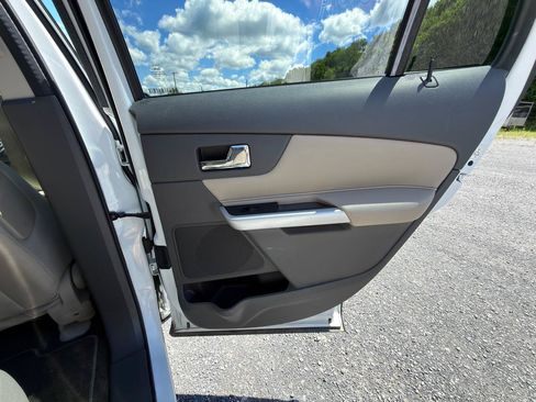 Used 2014 Ford Edge SEL AWD/4WD image 21