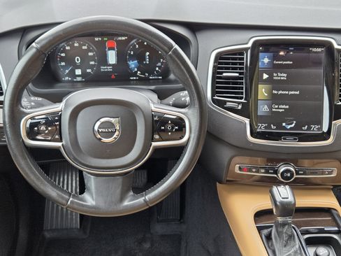 Used 2016 Volvo XC90 T6 Momentum w/ Momentum Plus Package image 39