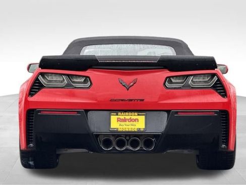 Used 2015 Chevrolet Corvette Z06 w/ 3LZ Preferred Equipment Group image 8