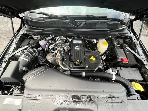 New 2026 RAM 3500 Laramie AWD/4WD image 3