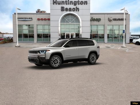 New 2026 Jeep Cherokee Laredo image 2
