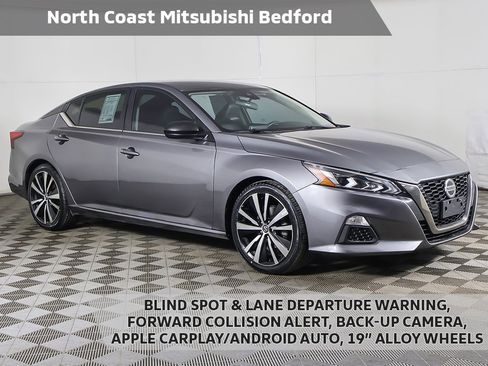 Used 2020 Nissan Altima 2.5 SR image 1