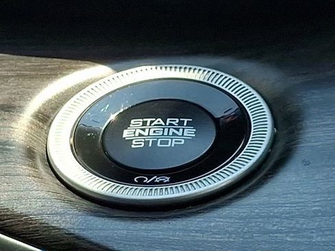 Used 2021 Jeep Grand Cherokee L Limited image 26