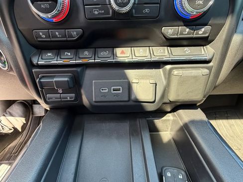 Used 2019 GMC Sierra 1500 SLT w/ SLT Premium Plus Package image 25