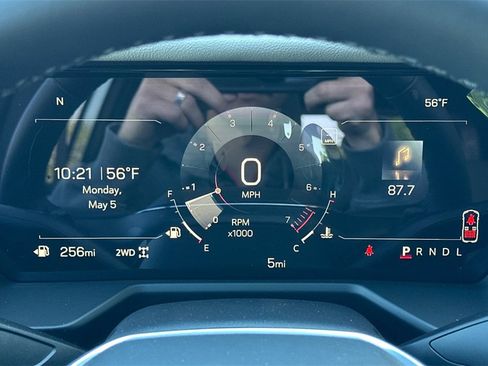 New 2025 GMC Acadia Elevation image 24