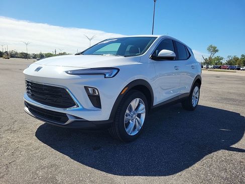 New 2026 Buick Encore GX Preferred image 2