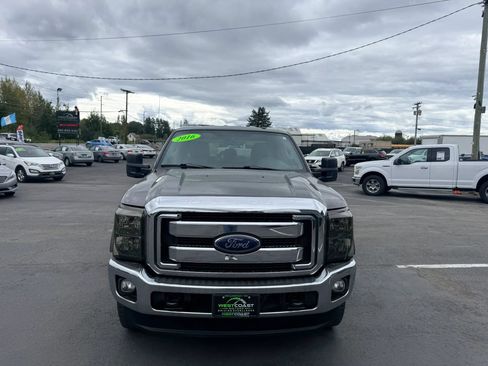 Used 2016 Ford F250 XLT w/ XLT Value Package AWD/4WD image 3