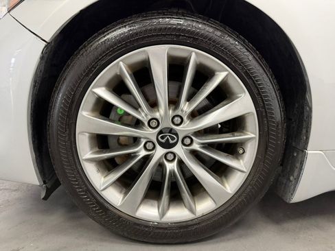 Used 2019 INFINITI Q50 Luxe w/ Essential Package (3.0T Luxe) AWD/4WD image 59