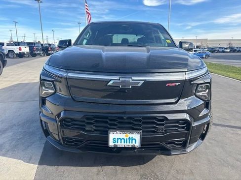 Used 2024 Chevrolet Silverado EV RST image 8