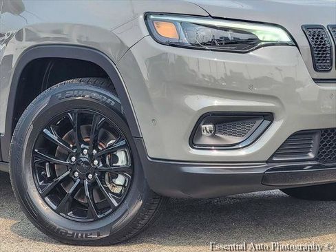 Certified 2023 Jeep Cherokee Altitude Lux AWD/4WD image 5