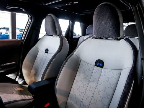 New 2026 MINI Cooper S image 18