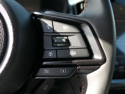 Used 2026 Subaru Crosstrek 2.5i Limited w/ Crosstrek Mirror Package AWD/4WD image 15