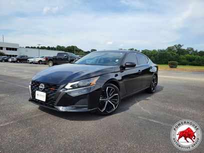 Used 2024 Nissan Altima 2.5 SR